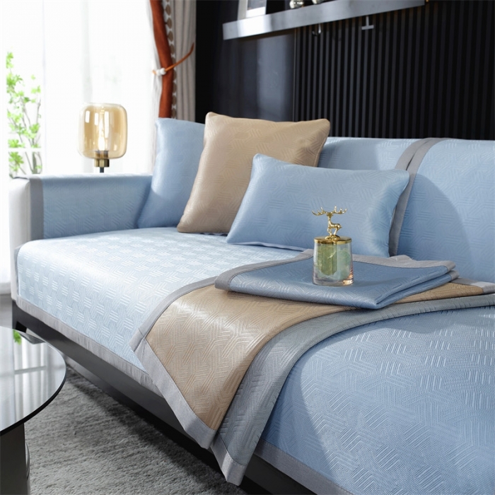 91家纺网 家纺一手货源 找家纺 共鸣 2023新款宽包边冰丝冰藤沙发垫 冰丝蓝