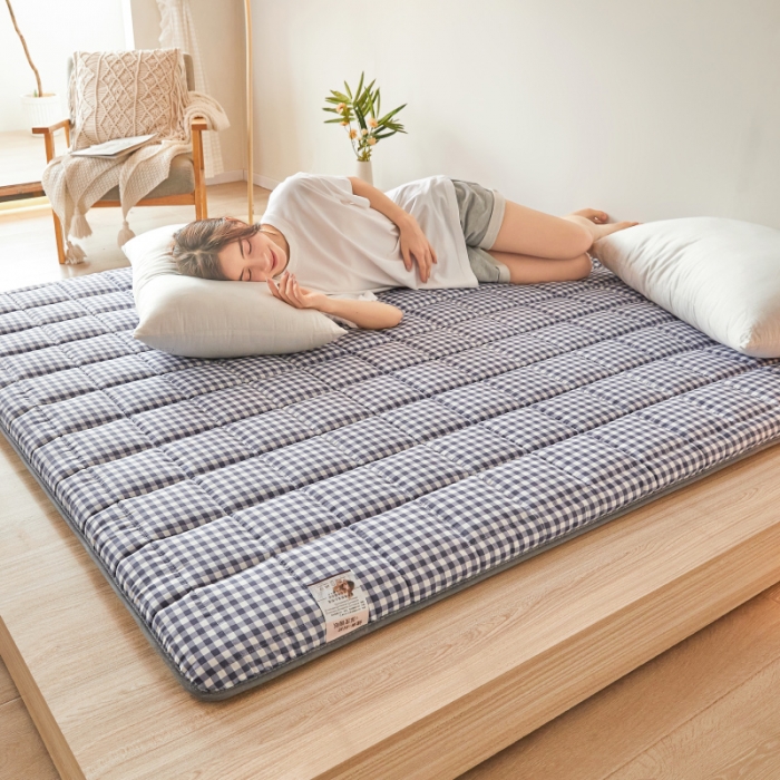 91家纺网 家纺一手货源 找家纺 亿丁点 2023新款磨毛抗压硬质棉绗缝抗压成人床垫 优格-灰