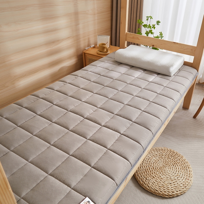 91家纺网 家纺一手货源 找家纺 （总）亿丁点 2023新款七区调节活性印染磨毛纤维绗缝学生软床垫