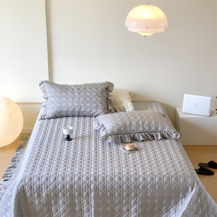 91家纺网 家纺一手货源 找家纺 优然居2023新款天丝绗缝床盖三件套 珠光灰