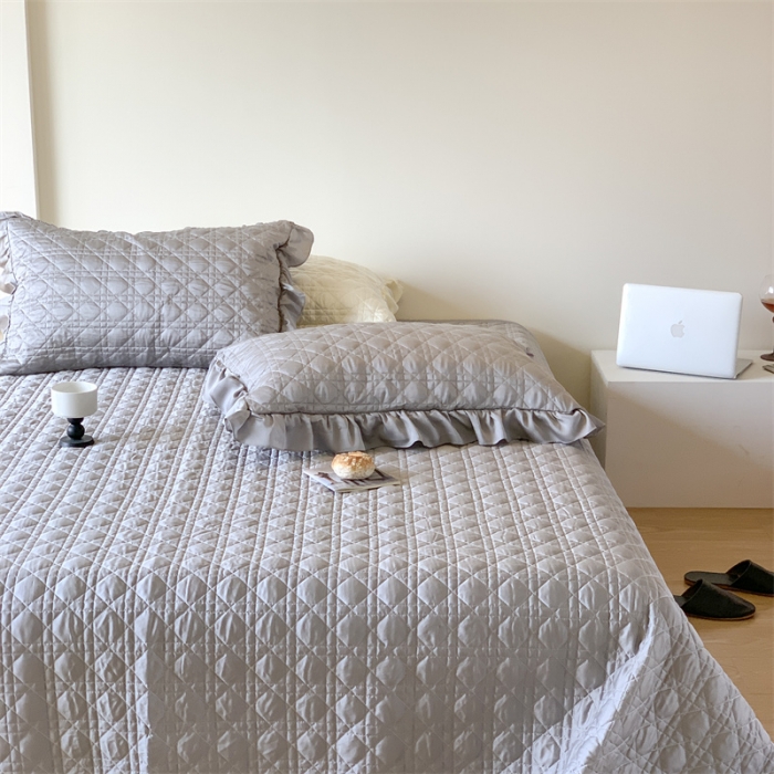 91家纺网 家纺一手货源 找家纺 优然居2023新款天丝绗缝床盖三件套 珠光灰