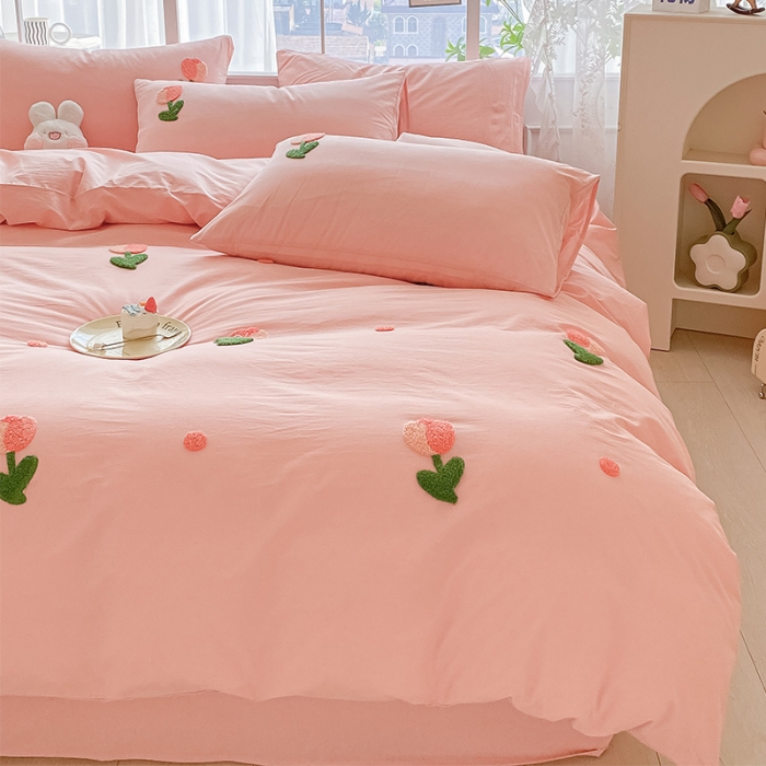 91家纺网 家纺一手货源 找家纺 眠帛 2023新款A类水洗棉小清新毛巾绣四件套 郁金香奶油粉