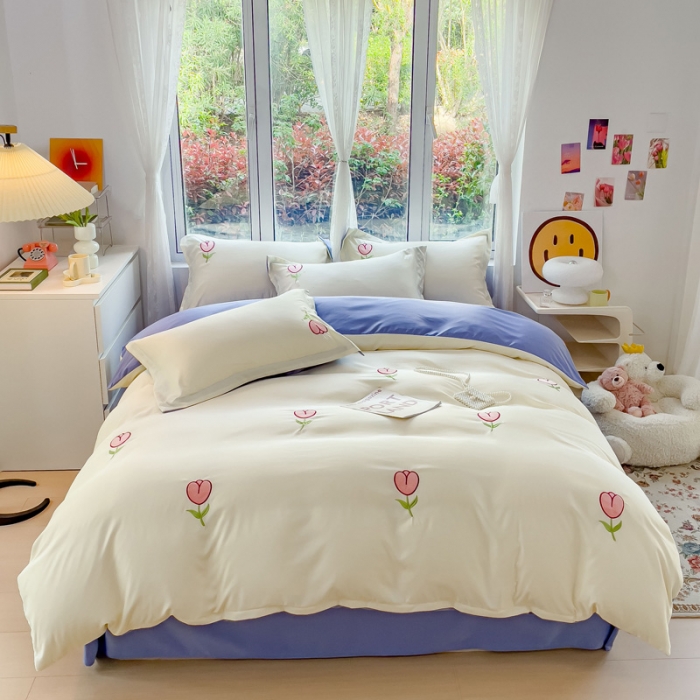 91家纺网 家纺一手货源 找家纺 金丝鸟 2023新款水洗真丝贴布绣花四件套 郁金香-白+紫