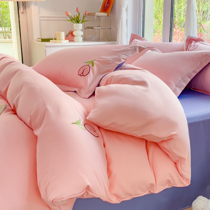 91家纺网 家纺一手货源 找家纺 金丝鸟 2023新款水洗真丝贴布绣花四件套 郁金香-嫩粉