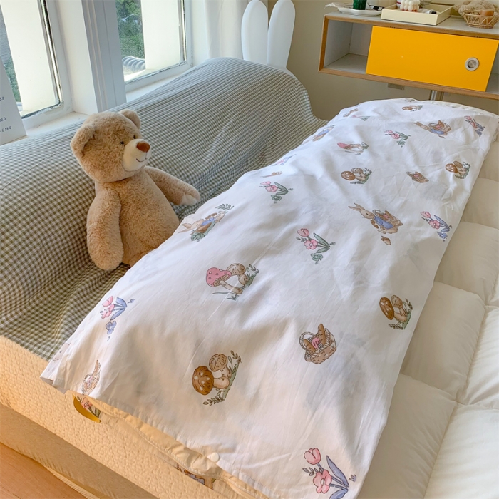 91家纺网 家纺一手货源 找家纺 澳萝拉2023新款全棉印花旅行睡袋 彼得兔