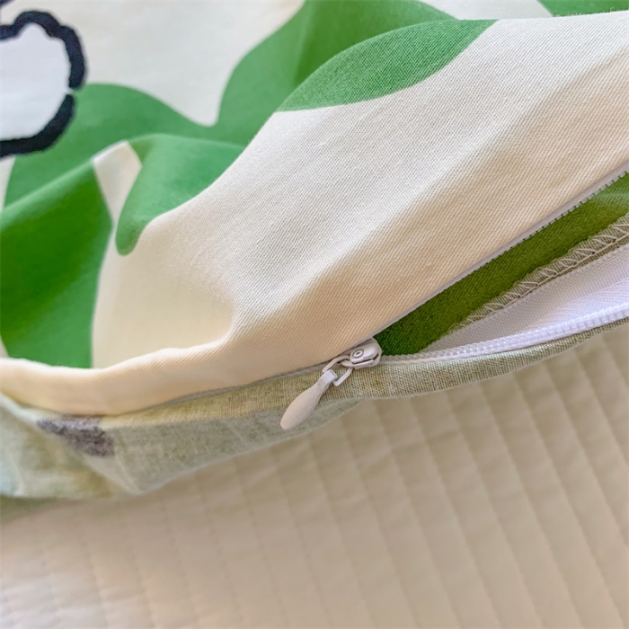 91家纺网 家纺一手货源 找家纺 澳萝拉2023新款全棉印花旅行睡袋 呆萌狗