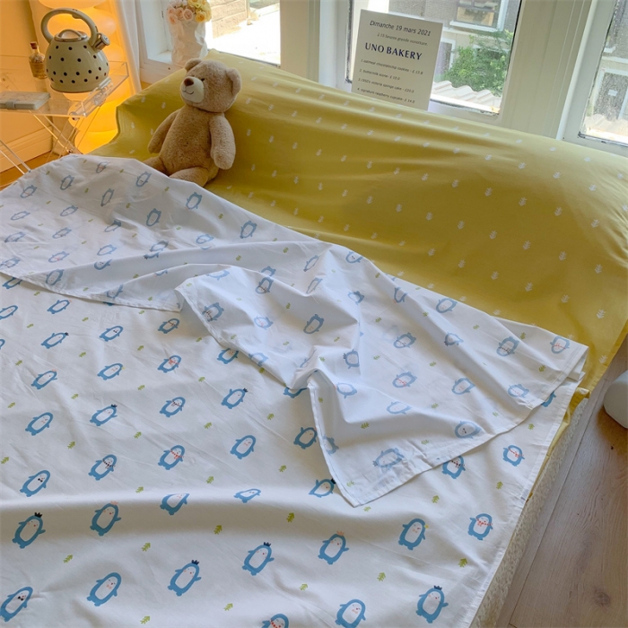 91家纺网 家纺一手货源 找家纺 澳萝拉2023新款全棉印花旅行睡袋 肥宅企鹅