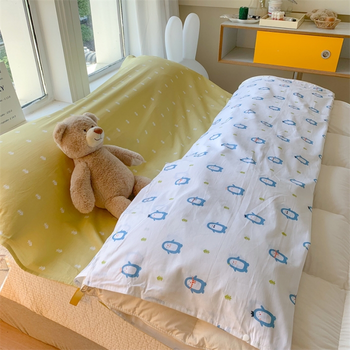 91家纺网 家纺一手货源 找家纺 澳萝拉2023新款全棉印花旅行睡袋 肥宅企鹅