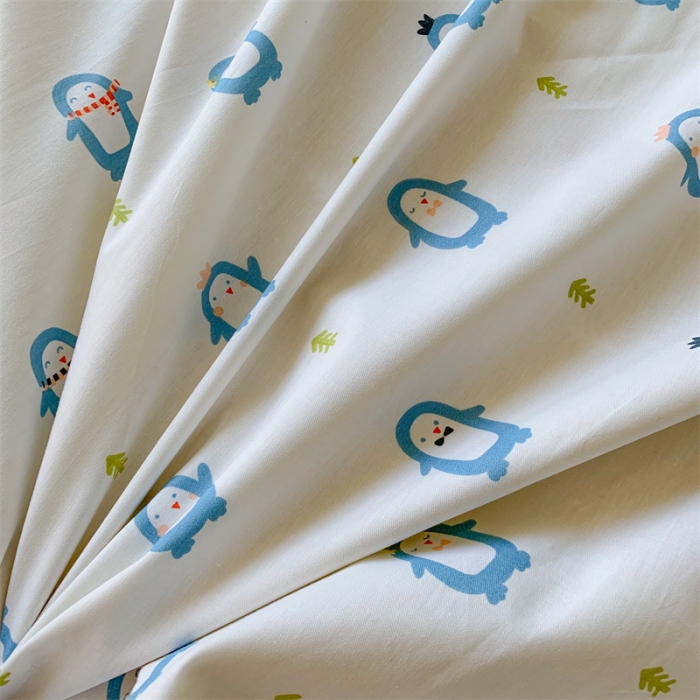 91家纺网 家纺一手货源 找家纺 澳萝拉2023新款全棉印花旅行睡袋 肥宅企鹅