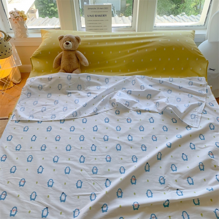 91家纺网 家纺一手货源 找家纺 澳萝拉2023新款全棉印花旅行睡袋 肥宅企鹅