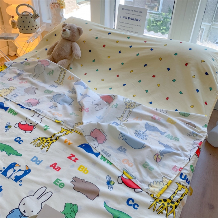 91家纺网 家纺一手货源 找家纺 澳萝拉2023新款全棉印花旅行睡袋 米菲动物园