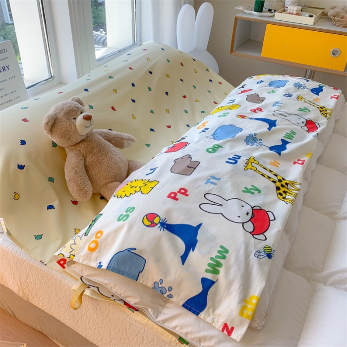 91家纺网 家纺一手货源 找家纺 澳萝拉2023新款全棉印花旅行睡袋 米菲动物园