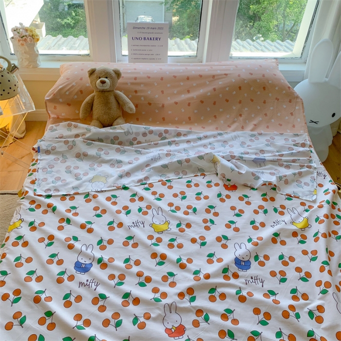 91家纺网 家纺一手货源 找家纺 澳萝拉2023新款全棉印花旅行睡袋 米菲桃气梅梅