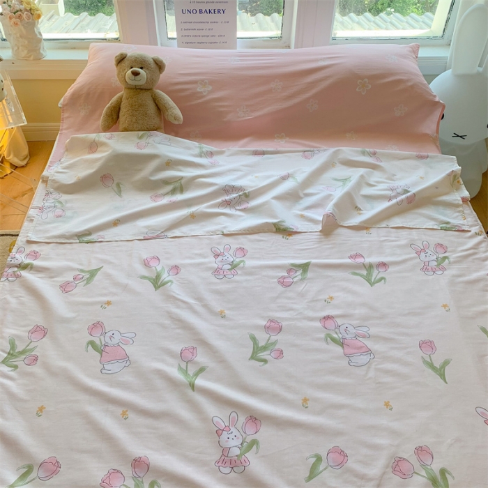 91家纺网 家纺一手货源 找家纺 澳萝拉2023新款全棉印花旅行睡袋 兔兔和郁金香