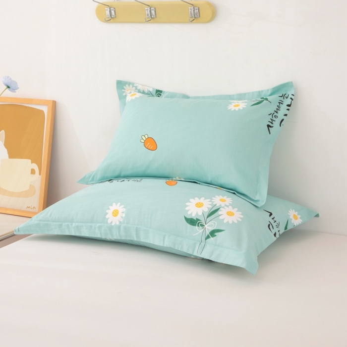 91家纺网 家纺一手货源 找家纺 凌云2025新款13372全棉枕套儿童学生成人枕头套 小雏菊蓝