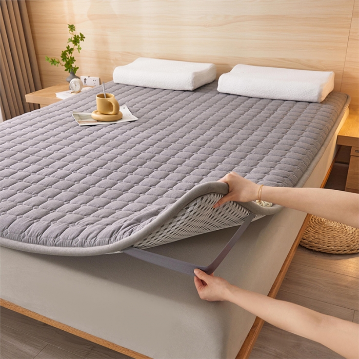 91家纺网 家纺一手货源 找家纺 丽诺床垫 2023新款全棉色织棉花床垫 优雅灰