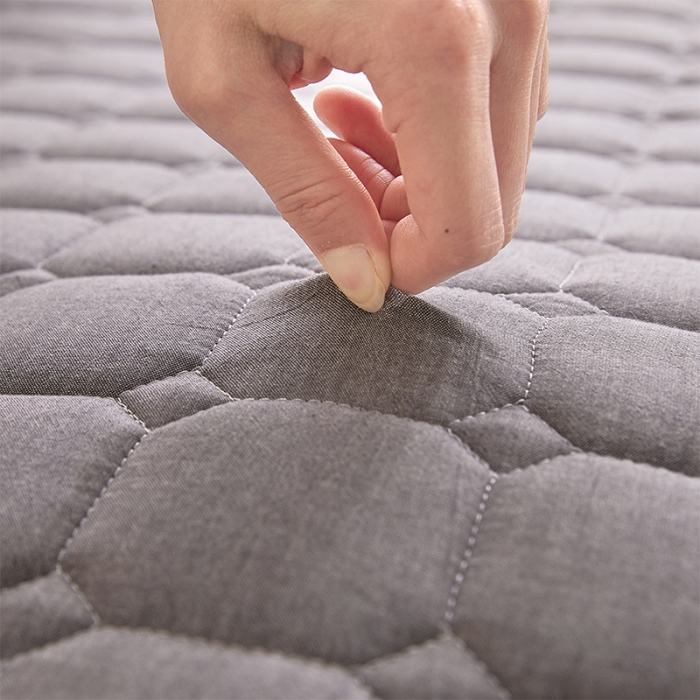 91家纺网 家纺一手货源 找家纺 丽诺床垫 2023新款全棉色织棉花床垫 优雅灰