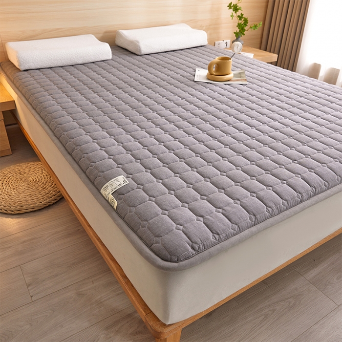 91家纺网 家纺一手货源 找家纺 丽诺床垫 2023新款全棉色织棉花床垫 优雅灰