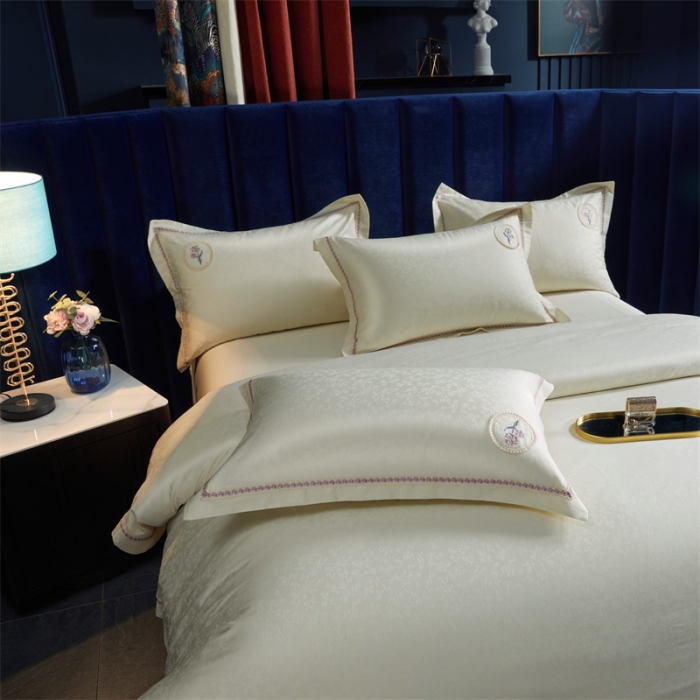 91家纺网 家纺一手货源 找家纺 缔缦 2023新款高端100s提花系列四件套玫瑰恋人