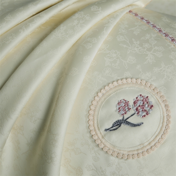 91家纺网 家纺一手货源 找家纺 缔缦 2023新款高端100s提花系列四件套玫瑰恋人