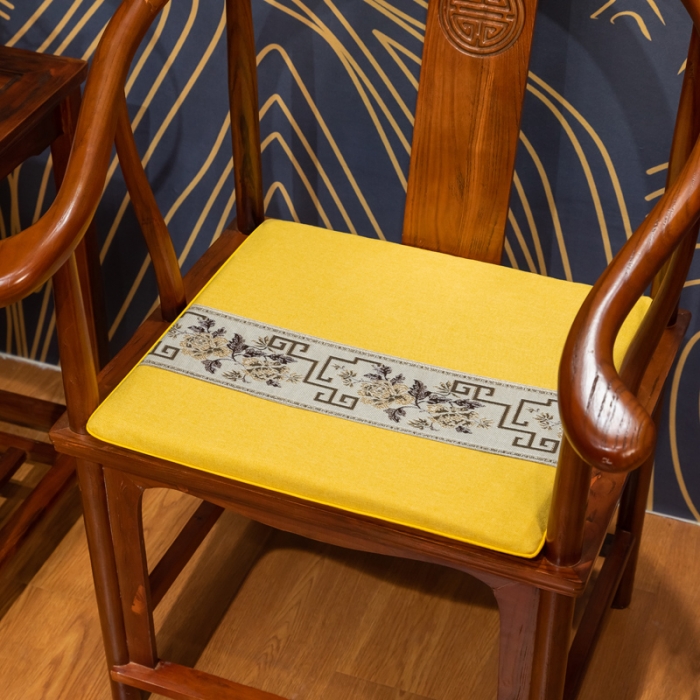 91家纺网 家纺一手货源 找家纺 北辰 2023新款中式坐垫椅垫红木沙发垫圈椅垫 青花瓷黄
