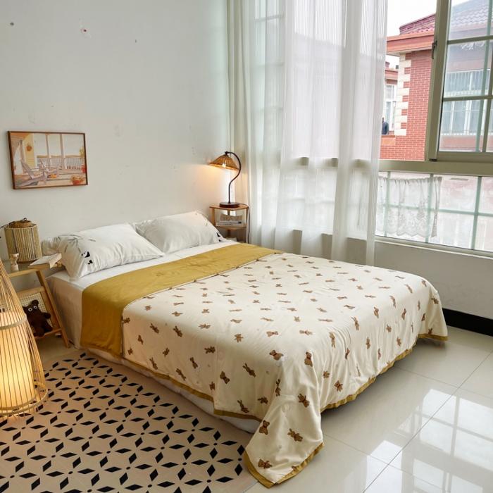 91家纺网 家纺一手货源 找家纺 蓝庭云小棉天丝棉凉感小清新夏凉被卡通可机洗亲肤空调被双人被 憨憨熊