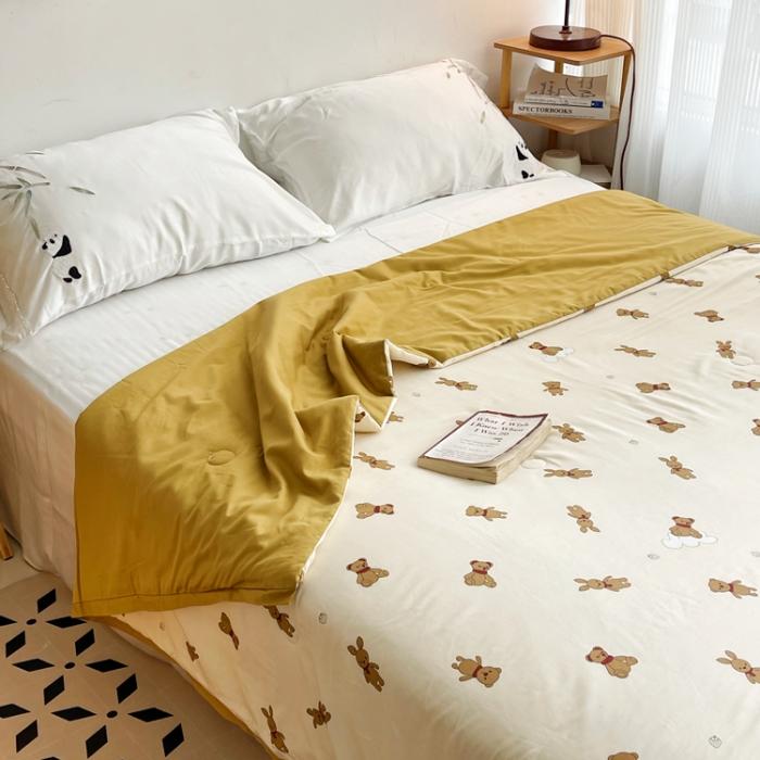 91家纺网 家纺一手货源 找家纺 蓝庭云小棉天丝棉凉感小清新夏凉被卡通可机洗亲肤空调被双人被 憨憨熊