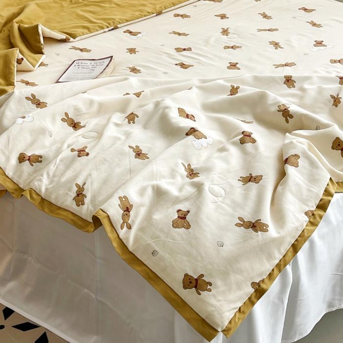 91家纺网 家纺一手货源 找家纺 蓝庭云小棉天丝棉凉感小清新夏凉被卡通可机洗亲肤空调被双人被 憨憨熊