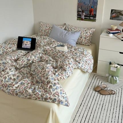 91家纺网 家纺一手货源 找家纺 六巷胡同 2023新款全棉韩国博主风小碎花混搭四件套 城虞牡丹