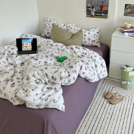 91家纺网 家纺一手货源 找家纺 六巷胡同 2023新款全棉韩国博主风小碎花混搭四件套 厄尔多瓜玫瑰