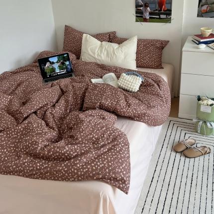 91家纺网 家纺一手货源 找家纺 六巷胡同 2023新款全棉韩国博主风小碎花混搭四件套 江户晚樱