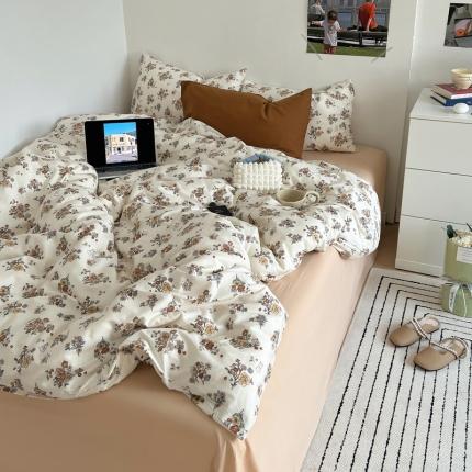 91家纺网 家纺一手货源 找家纺 六巷胡同 2023新款全棉韩国博主风小碎花混搭四件套 西府海棠