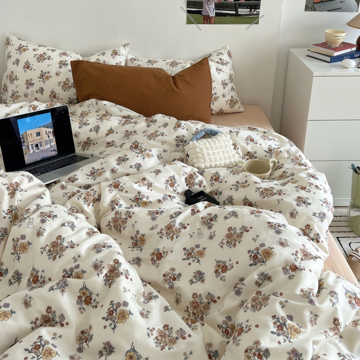 91家纺网 家纺一手货源 找家纺 六巷胡同 2023新款全棉韩国博主风小碎花混搭四件套 西府海棠