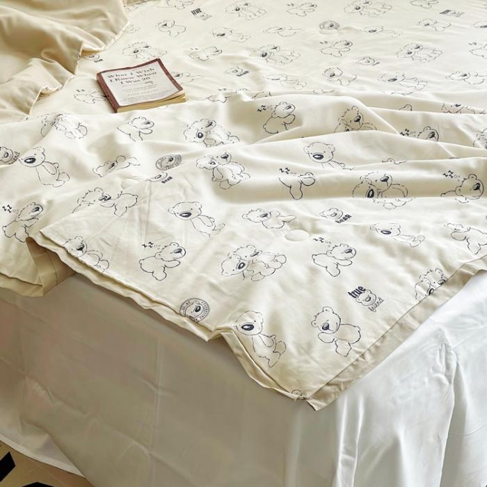 91家纺网 家纺一手货源 找家纺 蓝庭云小棉天丝棉凉感小清新夏凉被卡通可机洗亲肤空调被双人被 熊先生