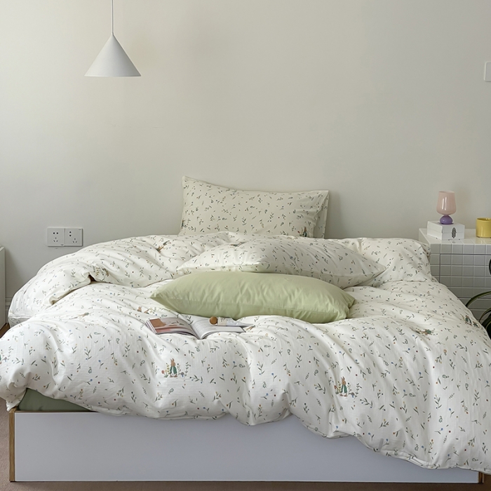 91家纺网 家纺一手货源 找家纺 荣轩家居 2023新款A类全棉双层纱印花四件套 春天里