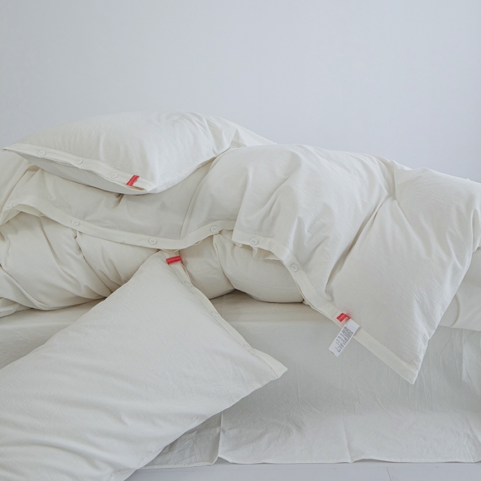 91家纺网 家纺一手货源 找家纺 安莱生活 2023年水洗棉全棉色经色纬高支高密纽扣款工艺四件套 纯白