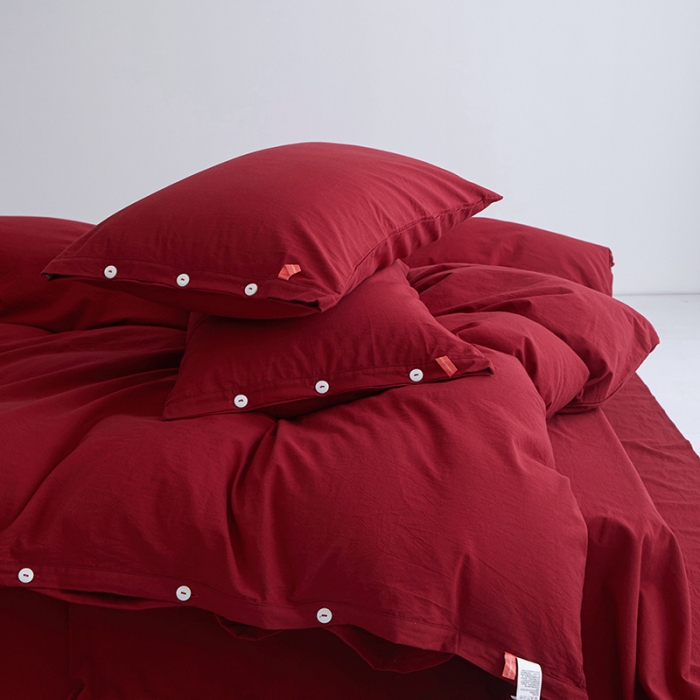 91家纺网 家纺一手货源 找家纺 安莱生活 2023年水洗棉全棉色经色纬高支高密纽扣款工艺四件套 大红