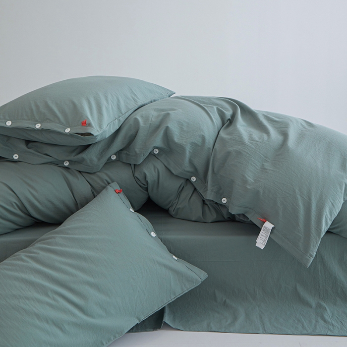 91家纺网 家纺一手货源 找家纺 安莱生活 2023年水洗棉全棉色经色纬高支高密纽扣款工艺四件套 灰绿