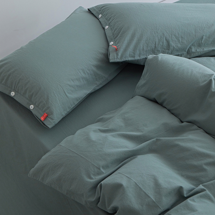 91家纺网 家纺一手货源 找家纺 安莱生活 2023年水洗棉全棉色经色纬高支高密纽扣款工艺四件套 灰绿