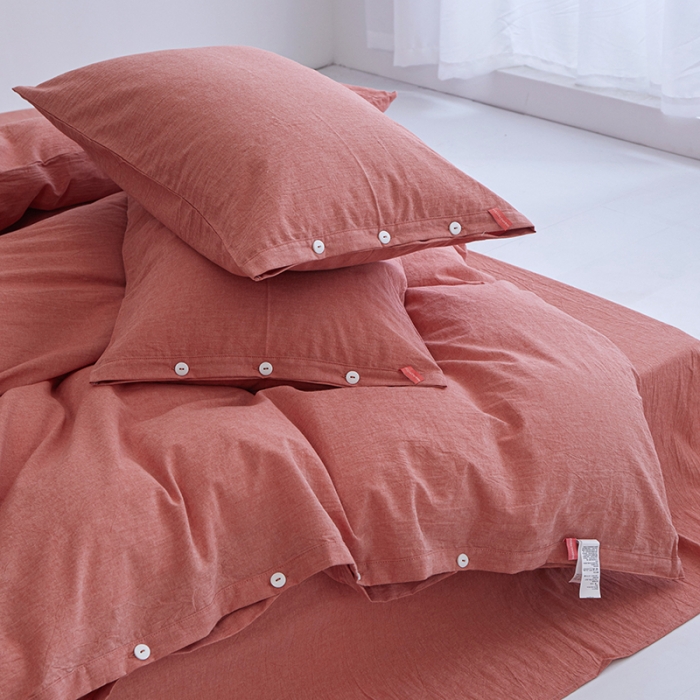 91家纺网 家纺一手货源 找家纺 安莱生活 2023年水洗棉全棉色经色纬高支高密纽扣款工艺四件套 橘红