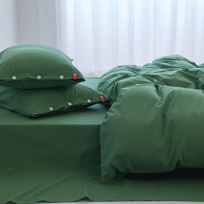 91家纺网 家纺一手货源 找家纺 安莱生活 2023年水洗棉全棉色经色纬高支高密纽扣款工艺四件套 军绿