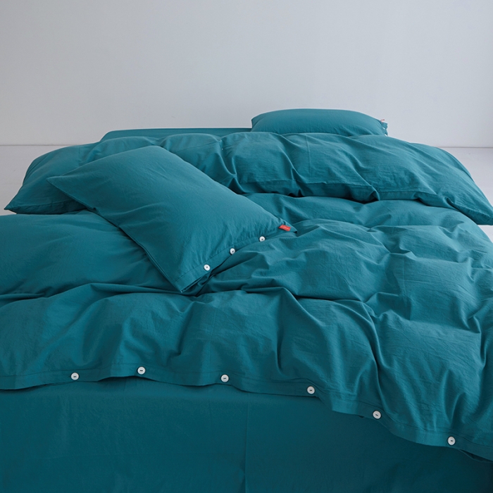 91家纺网 家纺一手货源 找家纺 安莱生活 2023年水洗棉全棉色经色纬高支高密纽扣款工艺四件套 筠雾