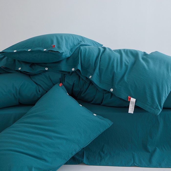 91家纺网 家纺一手货源 找家纺 安莱生活 2023年水洗棉全棉色经色纬高支高密纽扣款工艺四件套 筠雾