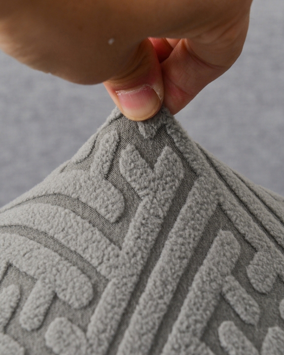 91家纺网 家纺一手货源 找家纺 千彤沙发垫 2023新款裙边-韵律系列沙发套罩-沙发笠 深灰