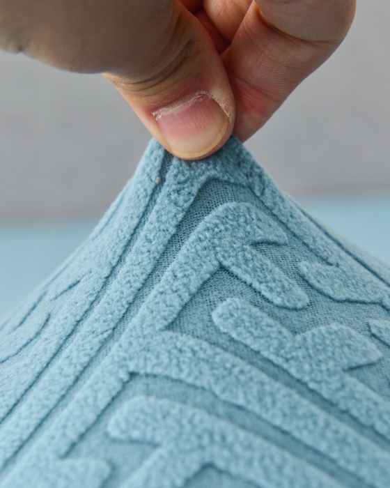 91家纺网 家纺一手货源 找家纺 千彤沙发垫 2023新款裙边-韵律系列沙发套罩-沙发笠 天空蓝