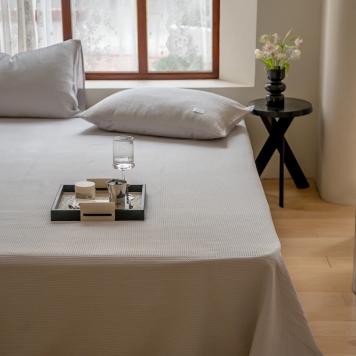 91家纺网 家纺一手货源 找家纺 时光里 2023新款60支全棉华夫格单品床单 浅灰