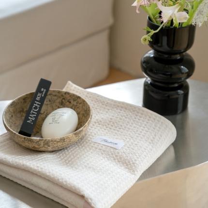 91家纺网 家纺一手货源 找家纺 时光里 2023新款60支全棉华夫格单品枕套 奶油白