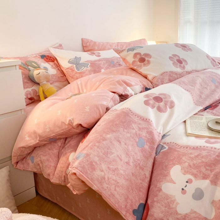 91家纺网 家纺一手货源 找家纺 黑马家居2023新款全棉印花喷气12868套件-四件套 油画小兔