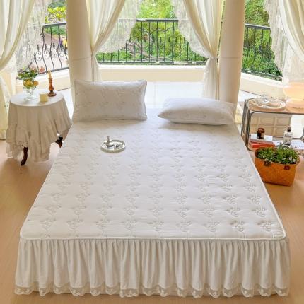 91家纺网 家纺一手货源 找家纺 （总）尊康家纺（原磊科） 2024新款金铃花系列亲肤奶昔白夹棉花边款床笠