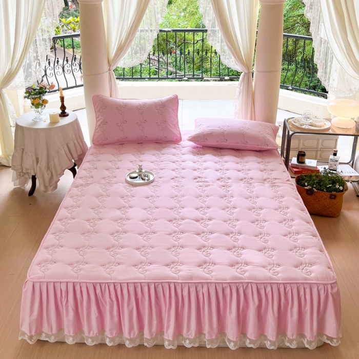 91家纺网 家纺一手货源 找家纺 尊康家纺（原磊科） 2024新款金铃花系列亲肤奶昔白夹棉花边款床笠 金铃花-豆沙粉